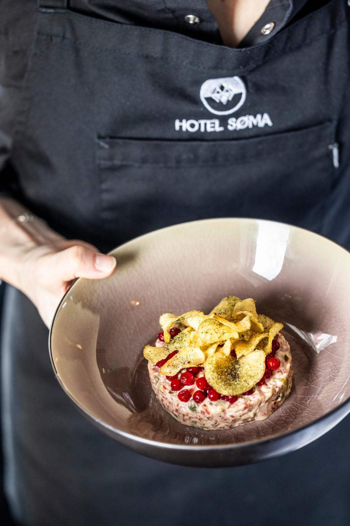 Hotel Soma Нуук Екстериор снимка